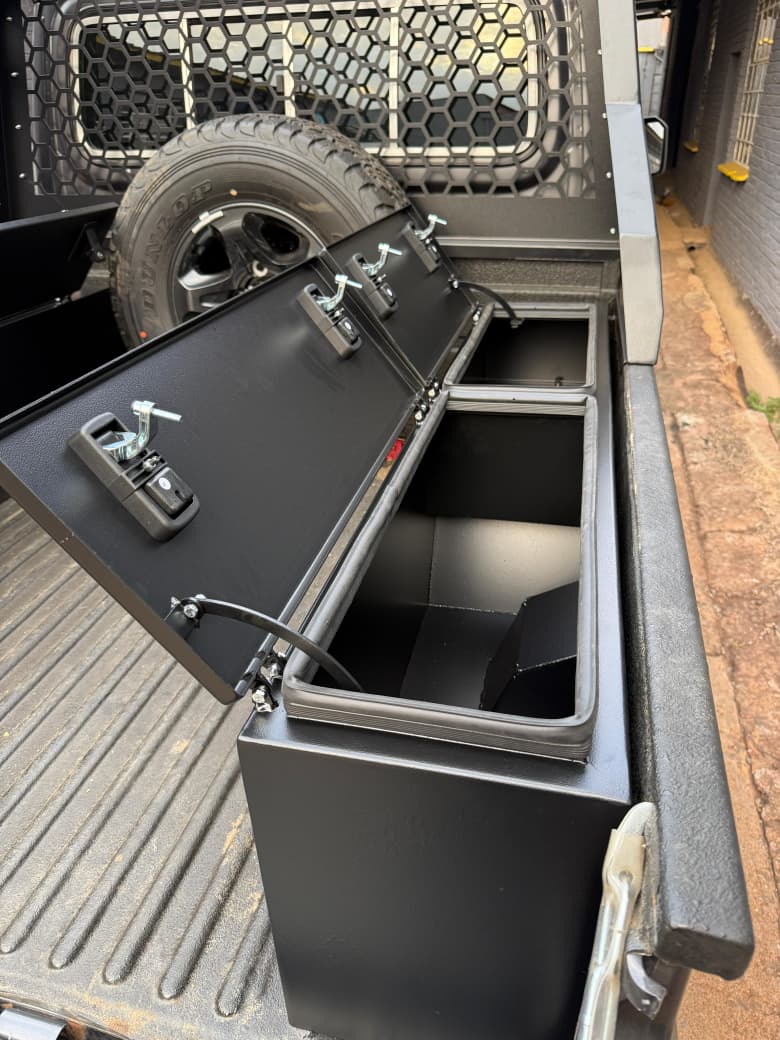 Lc79 Service Box Toyota Landcruiser 79 series | Loadbin Storage Box | Taaibos 4x4 ...