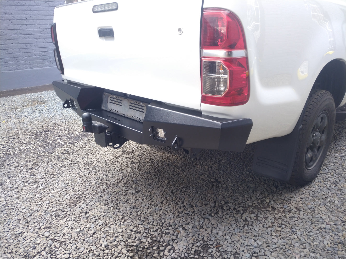 Toyota hilux D4D Vigo Rear Replacement Bmper